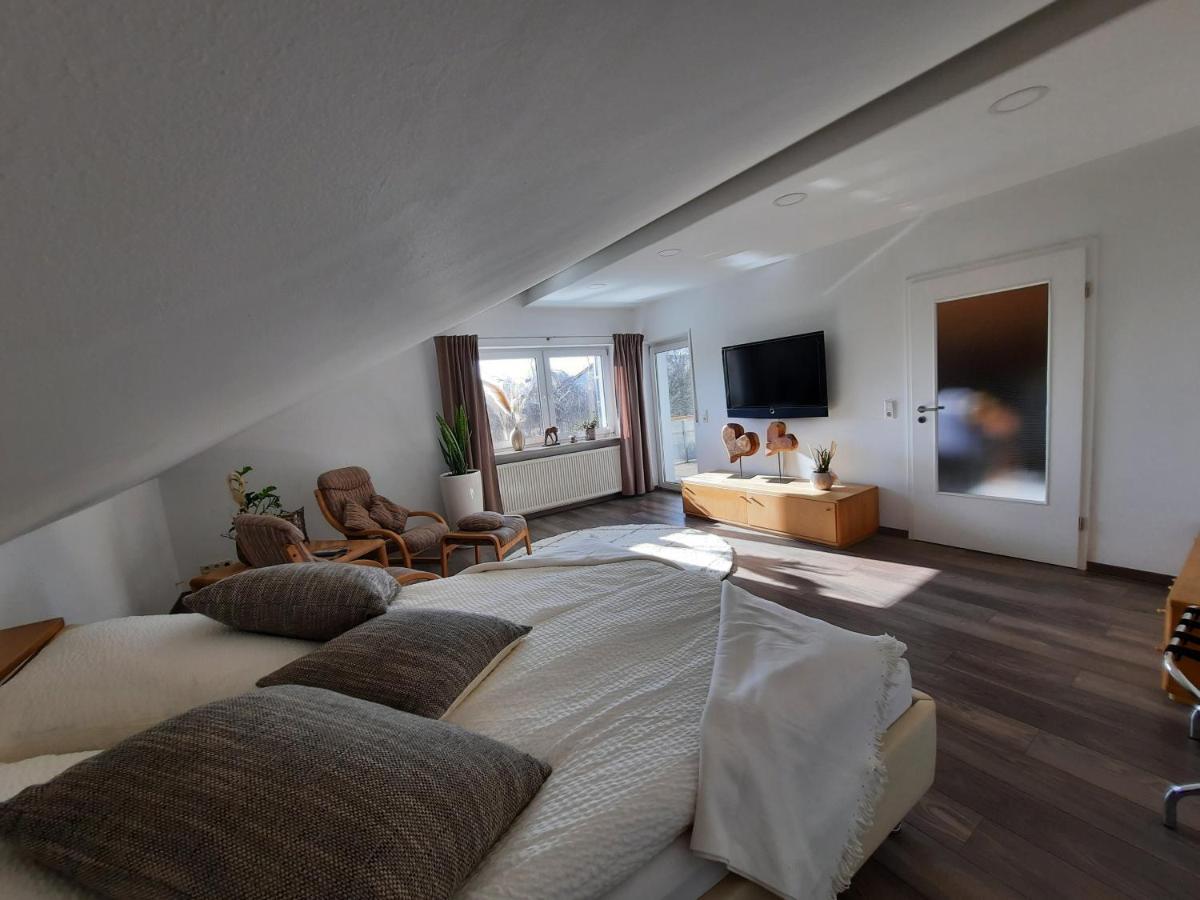 Pflaumers Ferienwohnung Eppingen Exteriör bild